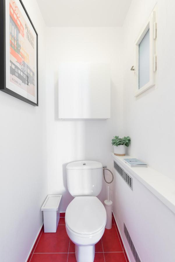 Bright Charming With Terrace, Parking & Airco. Apartmán