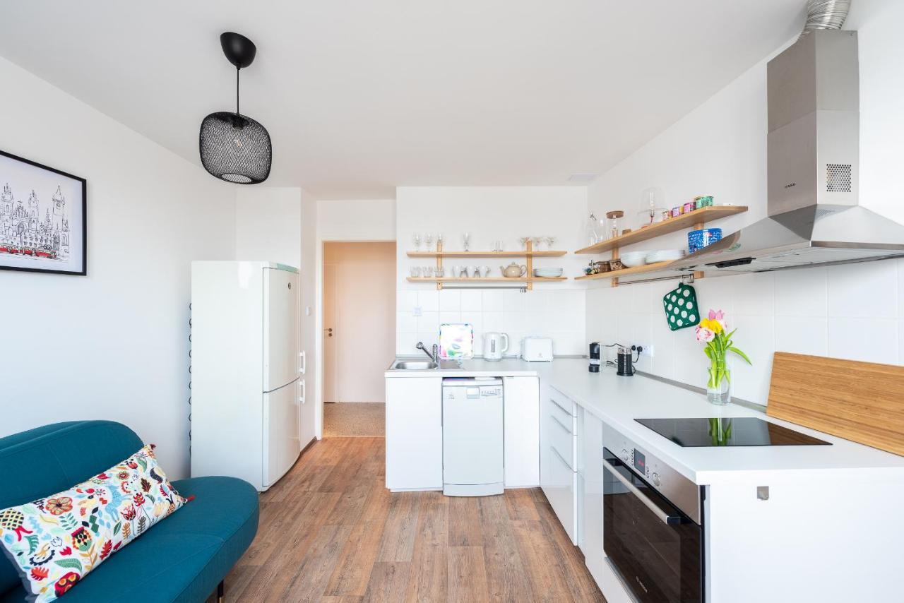 Lejlighed Bright Charming With Terrace, Parking & Airco. *
